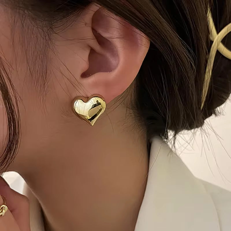 Gold Color Smooth Surface Love Heart Shaped Stud Earrings Women Minimalist Fashion Girl Wedding Bridal Jewelry